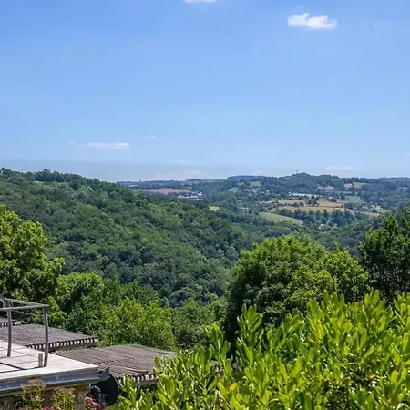 Maison Accueillante Avec Terrasse Près De Maleville, 50 M², Piscine Casa vacanze Maleville