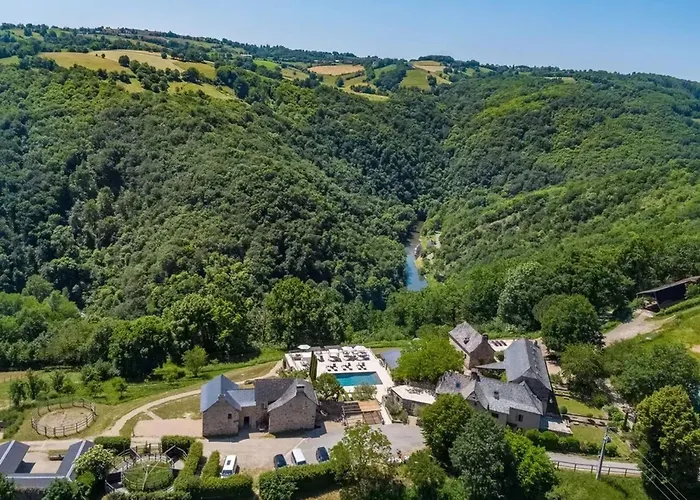 Maison Accueillante Avec Terrasse Près De Maleville, 50 M², Piscine Casa vacanze Maleville