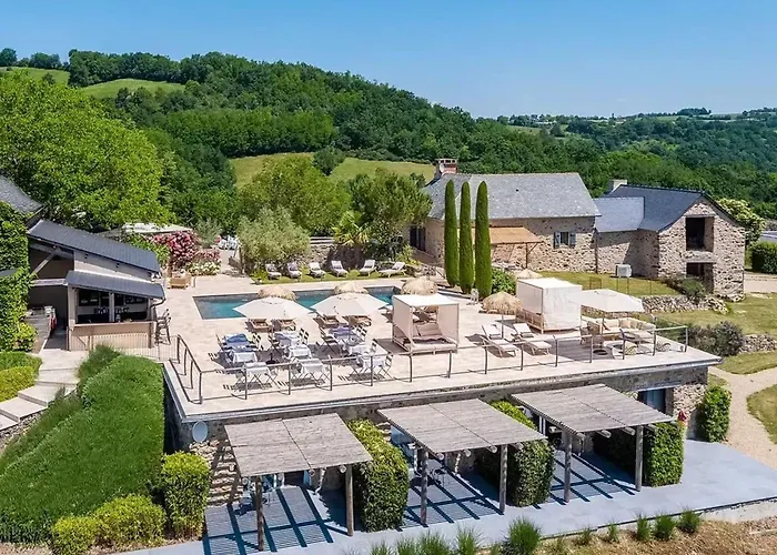 Maison Accueillante Avec Terrasse Près De Maleville, 50 M², Piscine Casa vacanze Maleville